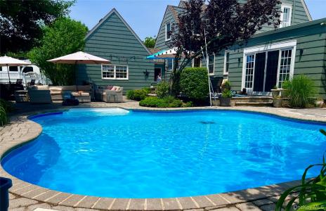 102 Shinnecock Avenue, Massapequa, New York 11758