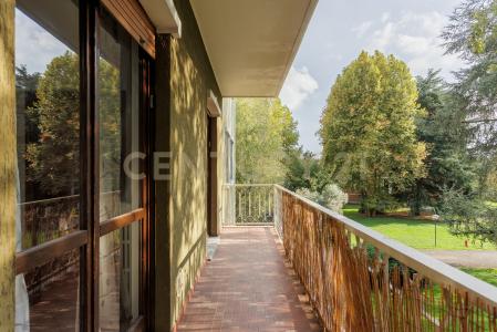 Via Madonna Pellegrina, Bareggio, Lombardia 20010, 意大利