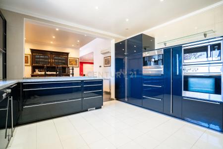 Evora, Evora 7005-000, Portugal