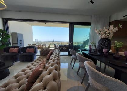 Mesa Geitonia, Cyprus