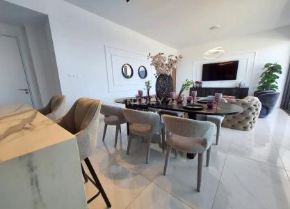 Mesa Geitonia, Cyprus