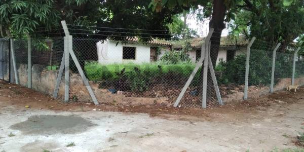 Calle 13 esquina Mayor Jose Duarte , Villa Aurelia, Asunción 00001, Paraguay