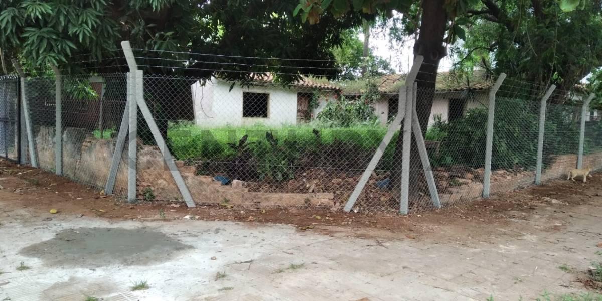 Calle 13  esquina Mayor Jose Duarte , Villa Aurelia, Asunción 00001, Paraguay