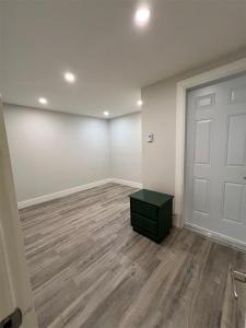 7029  Av. Papineau, Montréal (Villeray/Saint-Michel/Parc-Extension), Quebec H2E 2G3, Canadá