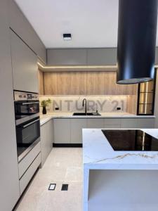 Avenida Americo Vespucio residencias punta canal, Lechería, Anzoategui 6016, Venezuela