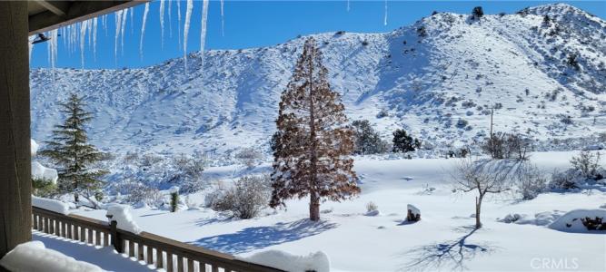 8130 Desert View Road, Pinon Hills, كاليفورنيا 92372, الولايات المتحدة