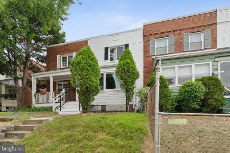 141 Lynhaven Drive, Alexandria, Virginia 22305