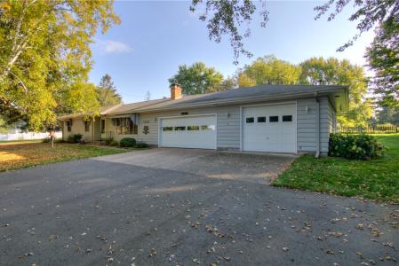 2825 Crestwood Road, Eau Claire, 위스컨신 54703, 미국