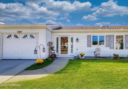 478A Buckingham Drive, Manchester, NJ 08759, USA