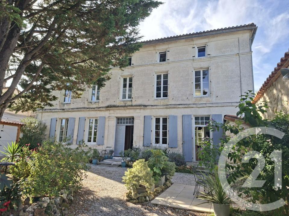 Fouquebrune, Poitou-Charentes 16410, Francja