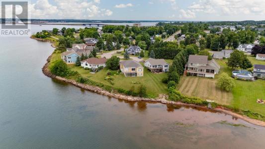 5 CHELSEA LANE, Stratford, 爱德华王子岛 C1B 0J1, 加拿大