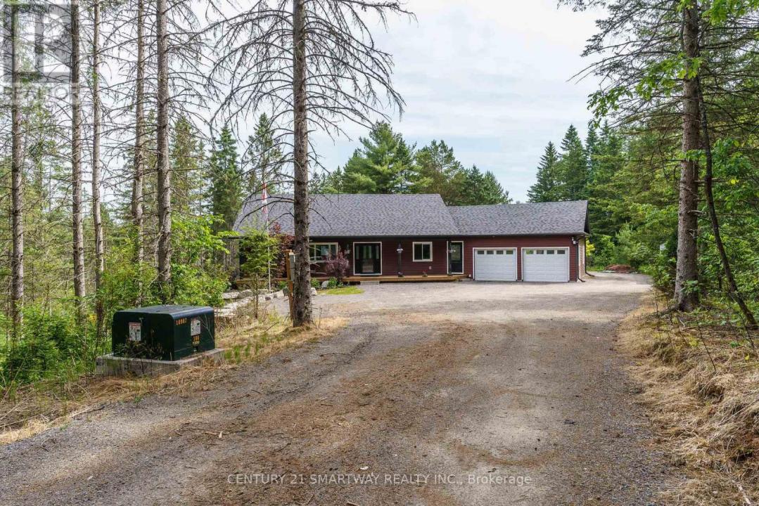 96 MAIN STREET, Burk's Falls, Ontario P0A 1C0, Canada