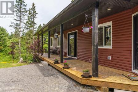 96 MAIN STREET, Burk's Falls, Ontario P0A 1C0, Canada