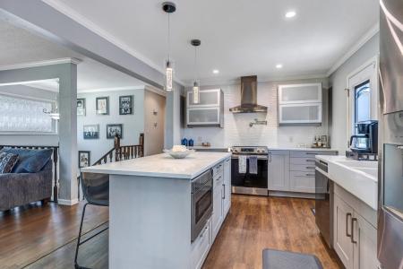 35104 SPENCER STREET, Abbotsford, 不列颠哥伦比亚省 V3G 2E3, 加拿大