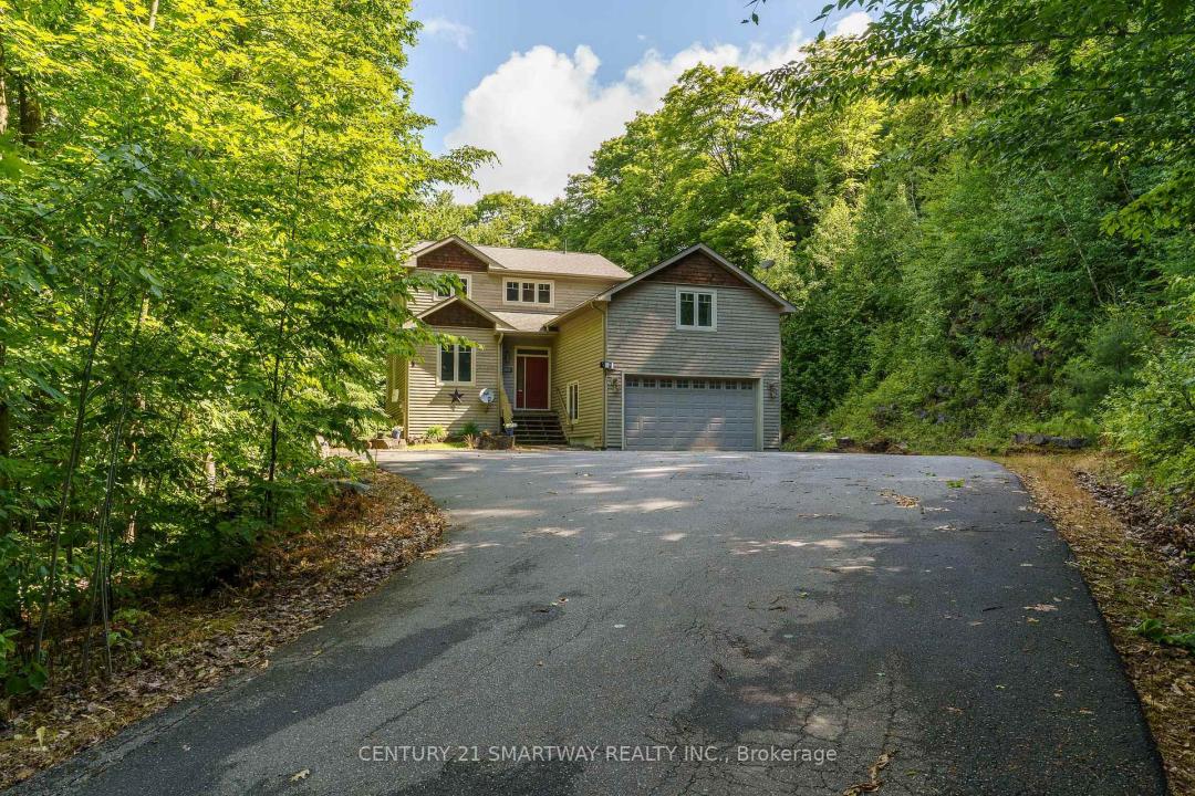1066 TALLY-HO WINTER PARK ROAD, Lake Of Bays, Ontario P1H 2J6, Canada