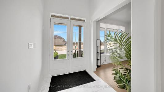 21 WINTERGREEN LANE, Adjala-Tosorontio-, オンタリオ L0G 1W0, カナダ