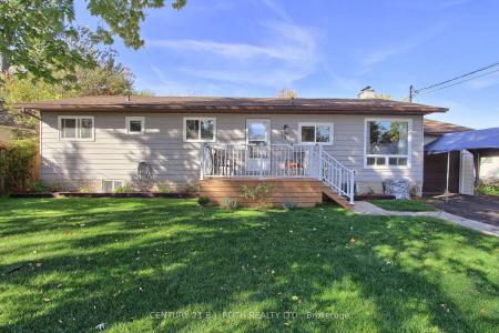 32 FRANKLIN BEACH ROAD, Georgina, Ontario L0E 1L0, Canadá