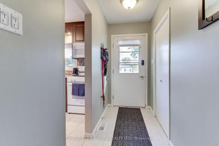 32 FRANKLIN BEACH ROAD, Georgina, Ontario L0E 1L0, Canadá