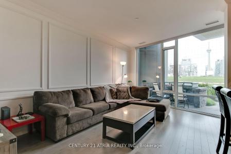 30 ORDNANCE N/A, Toronto, Ontario M6K 0C8, CANADÁ