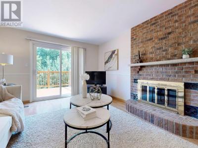 547 VILLAGE PARKWAY, Markham (unionville), Ontario L3R 4K7, Canada