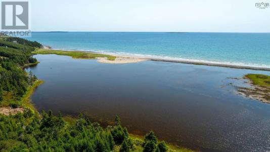 20 KAAKWOGOOK WAY, Clam Bay, 노바스코샤주 B0J 2L0, 캐나다