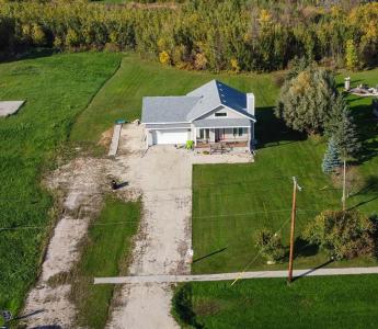 48 ELIE STREET WEST, Elie, Manitoba R0H 0H0, Canadá