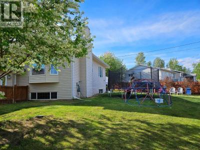 3912 COTTONWOOD ROAD, Fort Nelson, British Columbia V0C 1R0, Canada