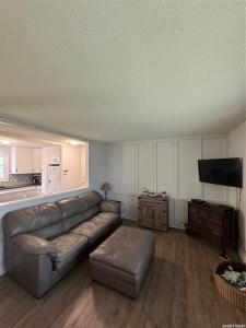 1811 91ST STREET, North Battleford, 萨斯喀彻温省 S9A 0A6, 加拿大