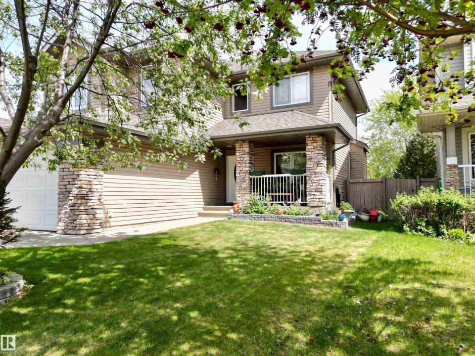 57 HOMESTEAD CRESCENT NW, Edmonton, Alberta T5A 2Y1, Canada