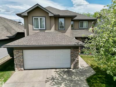 57 HOMESTEAD CRESCENT NW, Edmonton, Alberta T5A 2Y1, Canada