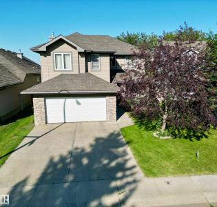 57 HOMESTEAD CRESCENT NW, Edmonton, Alberta T5A 2Y1, Canada