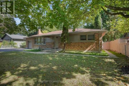 633 DONEGAL DRIVE, London North (north P), 安大略省 N6H 3H6, 加拿大