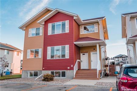 5004 JAMES HILL ROAD, Regina, Saskatchewan S4W 0B8, Canada