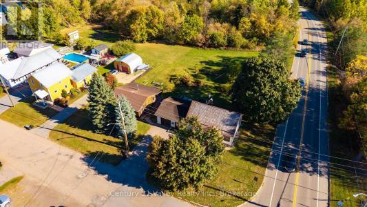 405 MOORE STREET, Renfrew, Ontario K7V 1L8, Kanada