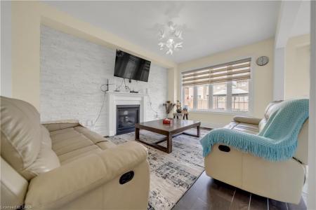 1161 UPPER THAMES DRIVE, Woodstock, Ontario N4T 0L4, Canada