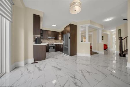 1161 UPPER THAMES DRIVE, Woodstock, Ontario N4T 0L4, Canada