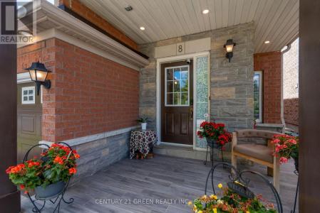 8 LAMPMAN DRIVE, Toronto (morningside), 安大略省 M1E 5L1, 加拿大