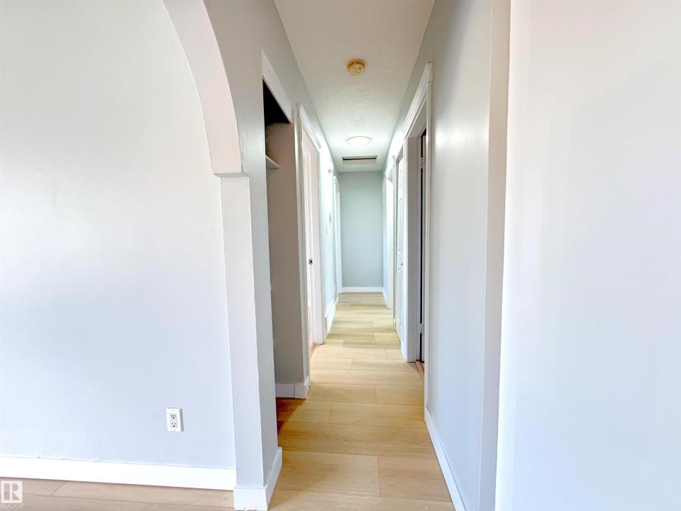 7807 36 AVENUE NW, Edmonton, 阿尔伯塔 T6K 0C5, 加拿大