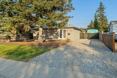 4640 81 STREET NW, Calgary, Alberta T3B 2P4, Canada