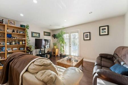 4640 81 STREET NW, Calgary, Alberta T3B 2P4, Canadá