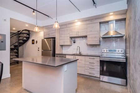 730  Rue Rose-de-Lima, Montréal (Le Sud-Ouest), ケベック H4C 2L8, カナダ