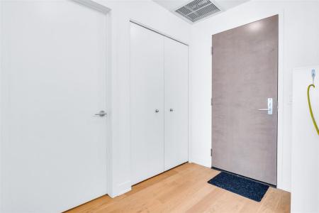 112  Ch. de la Pointe-Nord, Montréal (Verdun/Île-des-Sœurs), Квебек H3E 0E3, Канада