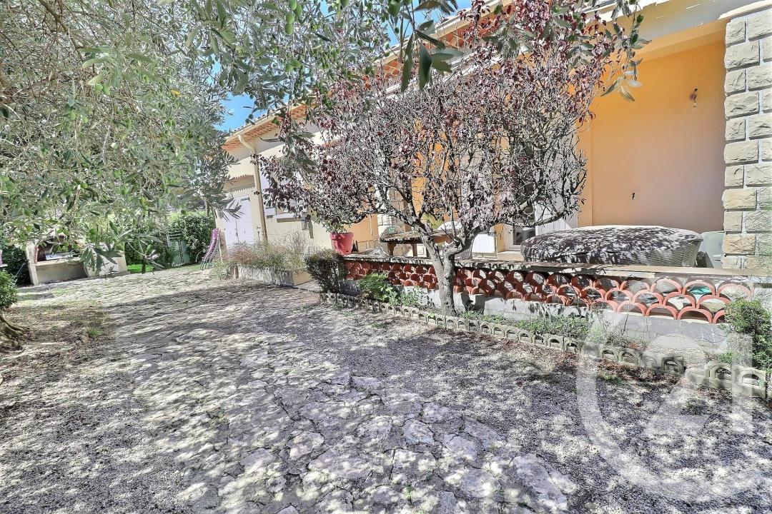 Taillades, Provence-Alpes-Côte D'Azur 84300, Pháp