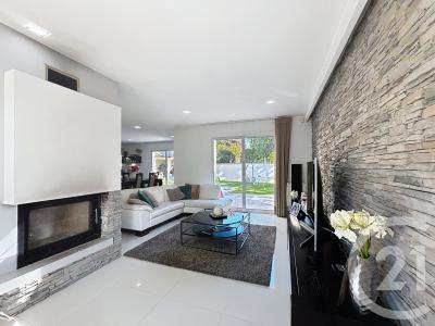 St Sauveur Sur Ecole, Île-de-France 77930, Francja