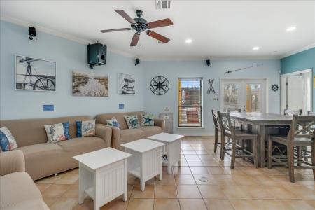 728 La Juana Ct, Port Aransas, Texas 78373