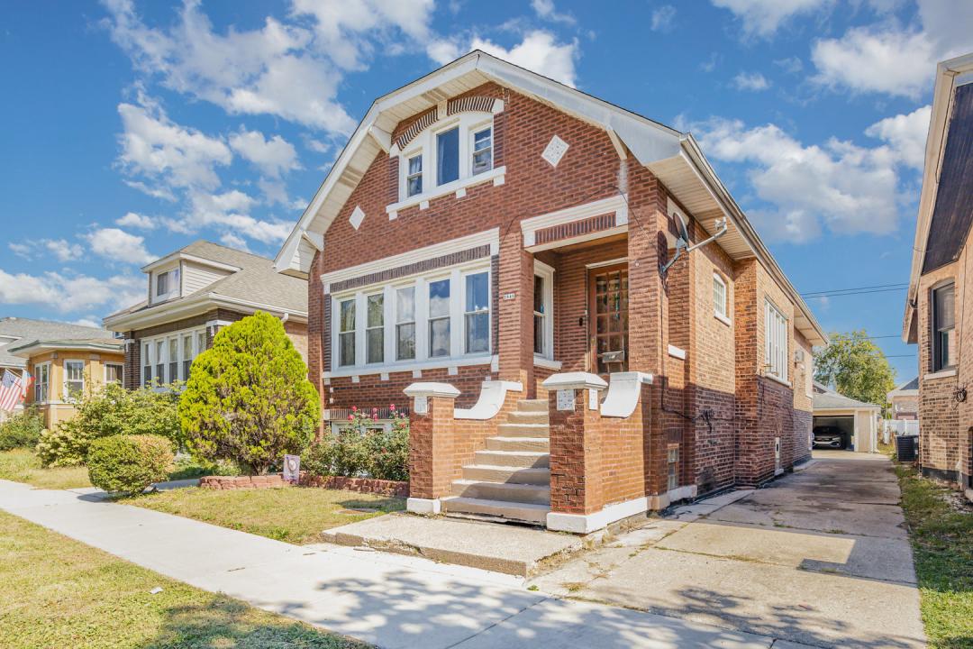 2343 Gunderson Avenue, Berwyn, Illinois 60402