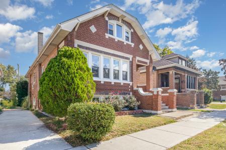 2343 Gunderson Avenue, Berwyn, Illinois 60402