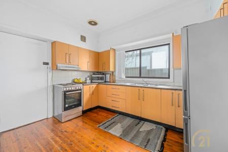 2 Carnation Avenue, Old Guildford, NSW 2161, Australien