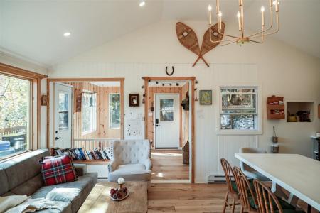 283 Ch. De Bellefeuille, Saint-Adolphe-d'Howard, Quebec J0T 2B0, Canadá