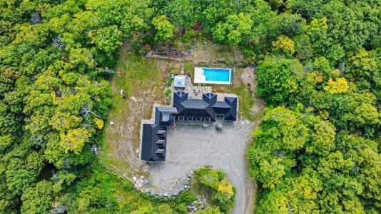 115 Prom. des Cervidés, Morin-Heights, Quebec J0R 1H0, Canada